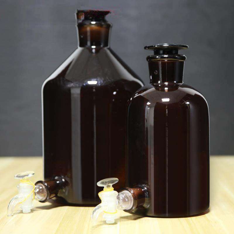 Aspirator-bottle-with-stopper-and-tap-brown-glass-2.5-L-1-1.jpg Aspirator Bottle with Stopper and Tap, Brown Glass, 2.5L to 20L